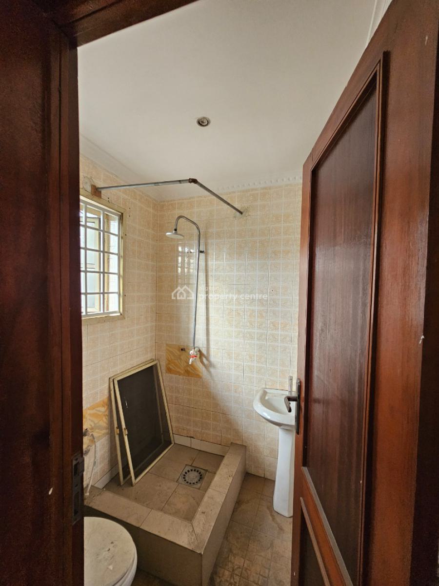 Well Maintained 4 Bedroom Semi Detached Duplex, Ajah, Lagos, Semi-detached Duplex for Rent