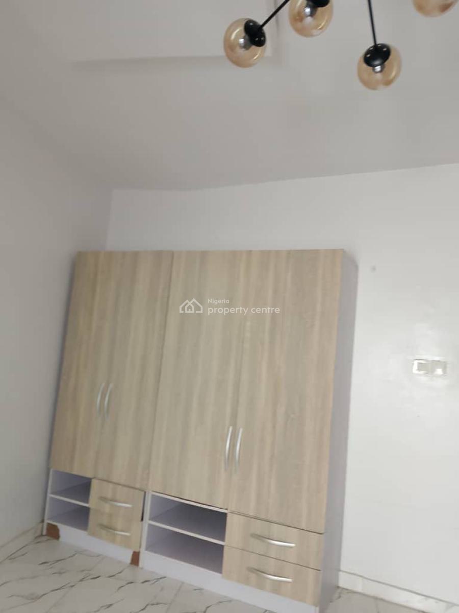 Standard 2 Bedroom Apartment in a Secured Neighborhood, Ologolo, Lekki, Lagos, Flat / Apartment for Rent