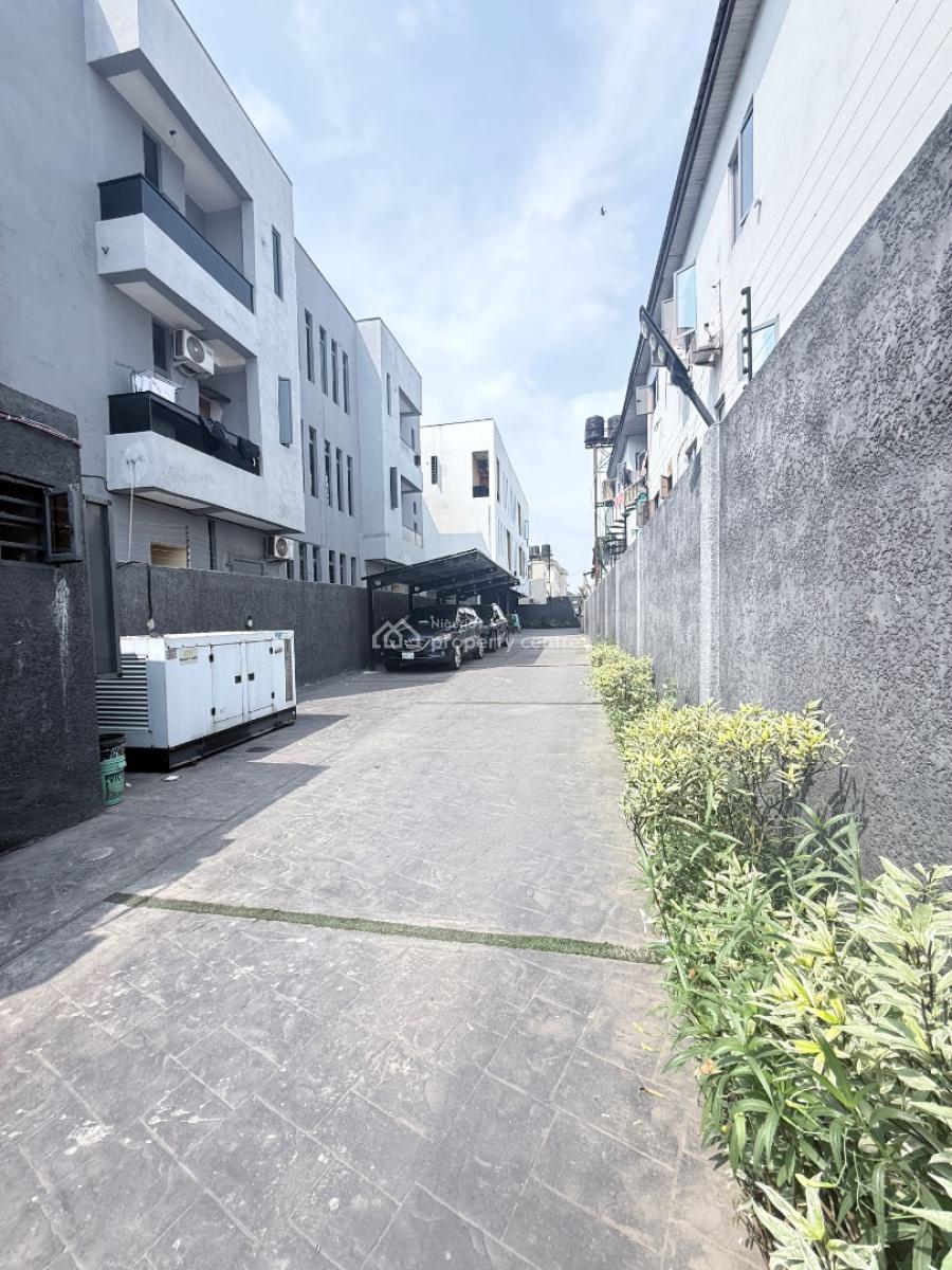 4-bedroom Terrace Duplex, Osapa, Lekki, Lagos, House for Sale