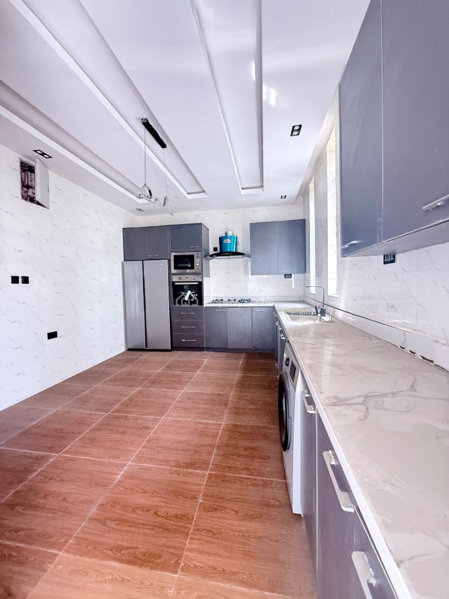 4-bedroom Terrace Duplex, Osapa, Lekki, Lagos, House for Sale