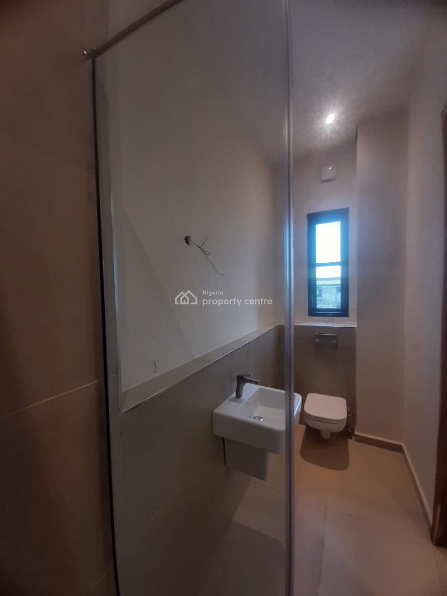 Newly Built and Serviced with 24/7 Power Supply 3 Bedroom En-suite Flat, Victoria Island (vi), Lagos, Flat / Apartment for Sale