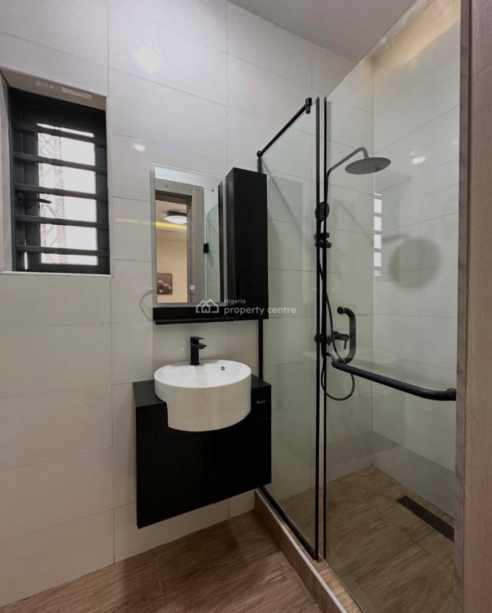 Well Built  and Furnished 3 Bedroom Apartment in  Lekki, Lekki Phase 1, Lekki, Lagos, Flat / Apartment for Sale