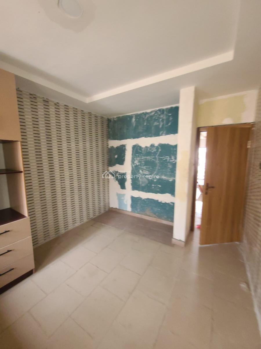 Very Spacious 2 Bedroom Flat in a Secured Estate, Lekki Peninsula Scheme 2 Estate Abraham Adesanya, Ajiwe, Ajah, Lagos, Flat / Apartment for Rent