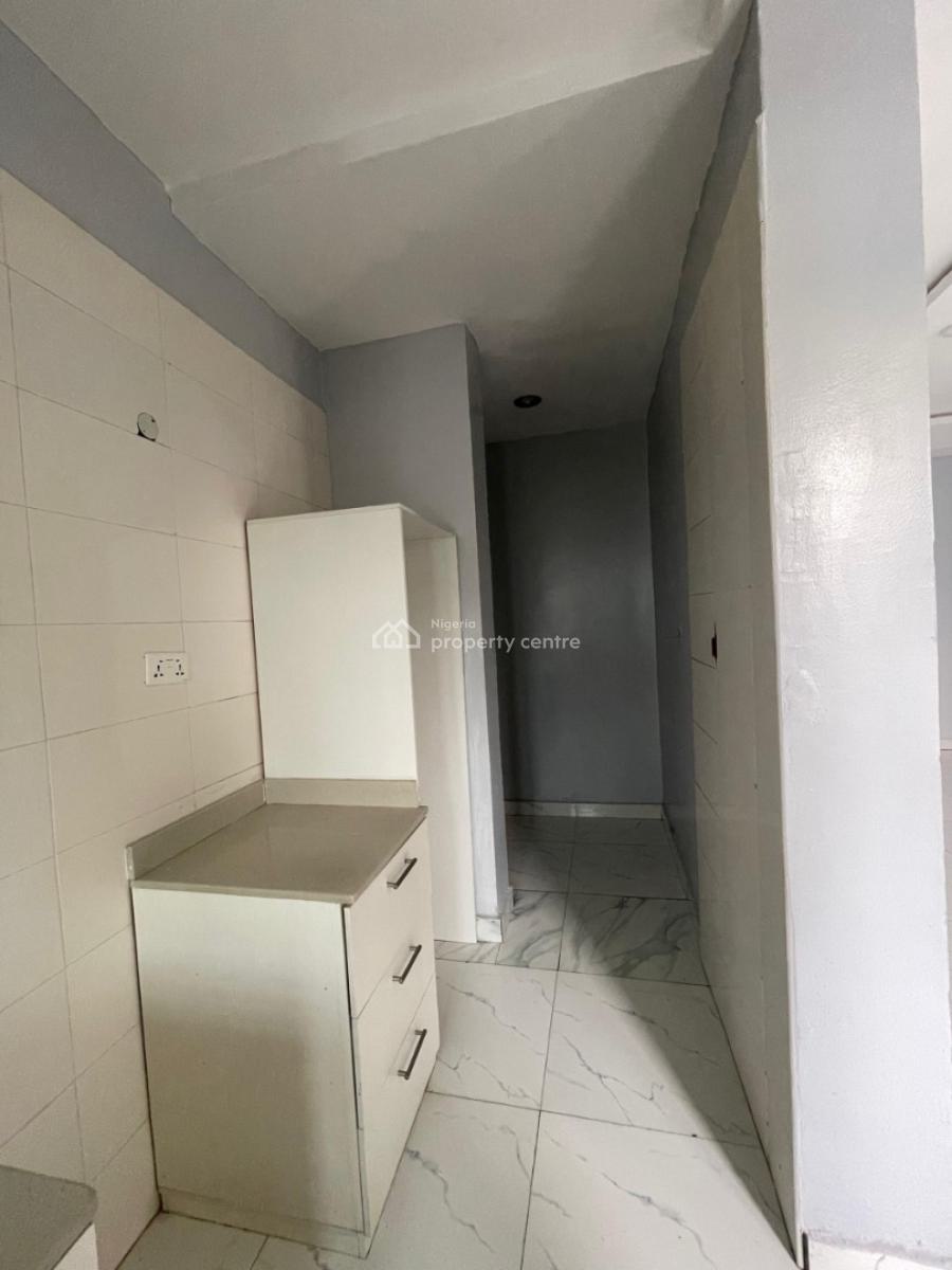 Spacious 2 Bedroom Apartment, Ruby 1, Ologolo, Lekki, Lagos, Block of Flats for Sale