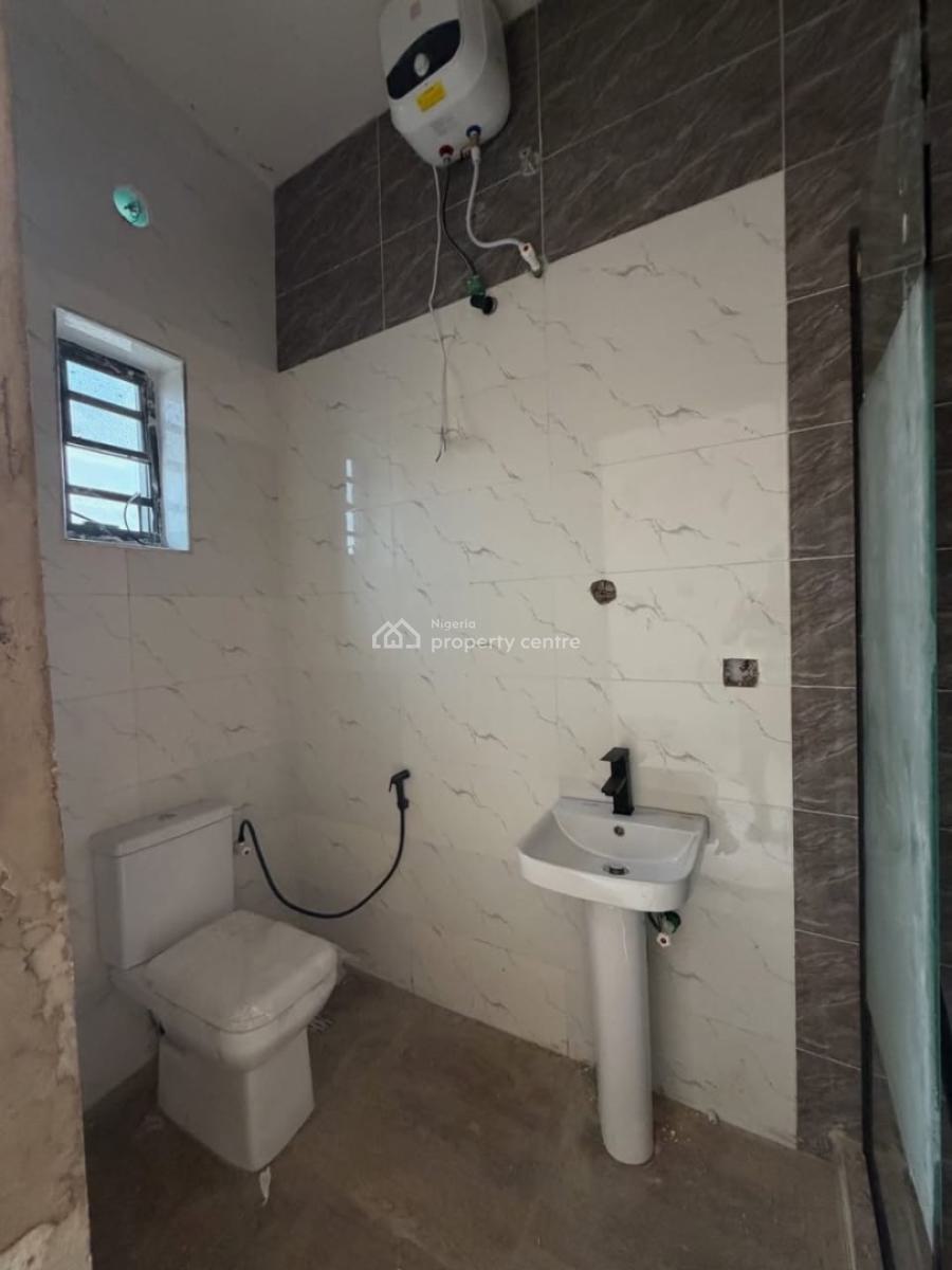 Affordable 5 Bedroom Detached Duplex with Bq in Serene Environment, Olowora, Magodo, Lagos, Detached Duplex for Sale