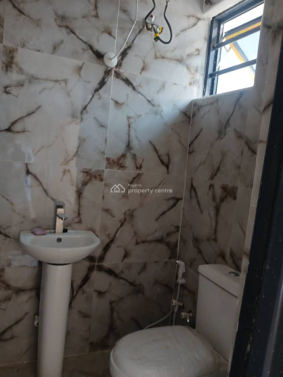 a Luxury Mini Flat Apartment Within a Serene Estate, Isale-eko Street, Dolphin Estate, Ikoyi, Lagos, Mini Flat (room and Parlour) for Rent