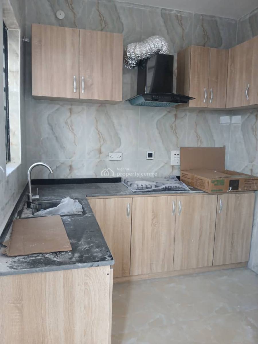 a Luxury Mini Flat Apartment Within a Serene Estate, Isale-eko Street, Dolphin Estate, Ikoyi, Lagos, Mini Flat (room and Parlour) for Rent