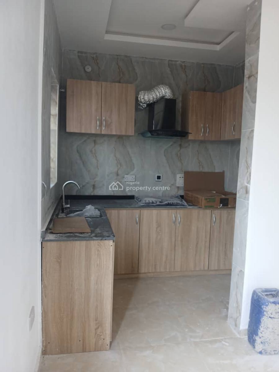 a Luxury Mini Flat Apartment Within a Serene Estate, Isale-eko Street, Dolphin Estate, Ikoyi, Lagos, Mini Flat (room and Parlour) for Rent