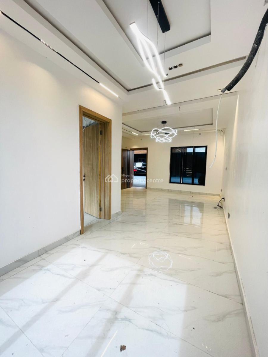 Contemporary Luxury 4 Bedrooms Terraced Duplex with Gym Room and Swimming Pool, Lekki Phase 1, Lekki, Lagos, Terraced Duplex for Sale