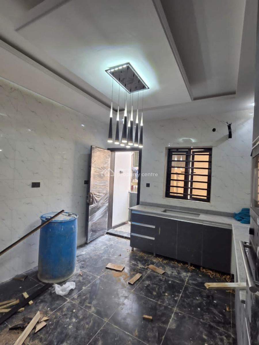 Elegant 5 Bedroom Terraced Duplex, Ajao Estate, Airport Road, Ikeja, Lagos, Flat / Apartment for Sale