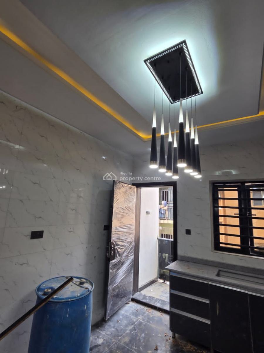 Elegant 5 Bedroom Terraced Duplex, Ajao Estate, Airport Road, Ikeja, Lagos, Flat / Apartment for Sale