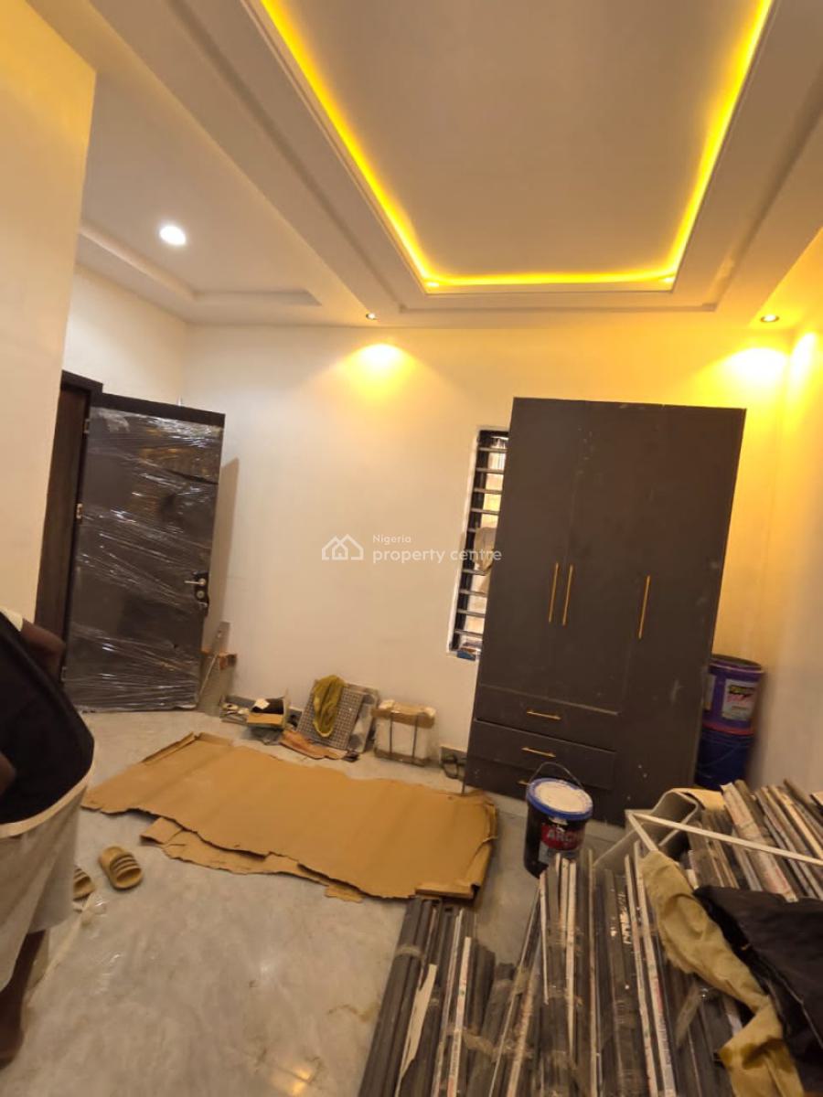 Elegant 5 Bedroom Terraced Duplex, Ajao Estate, Airport Road, Ikeja, Lagos, Flat / Apartment for Sale