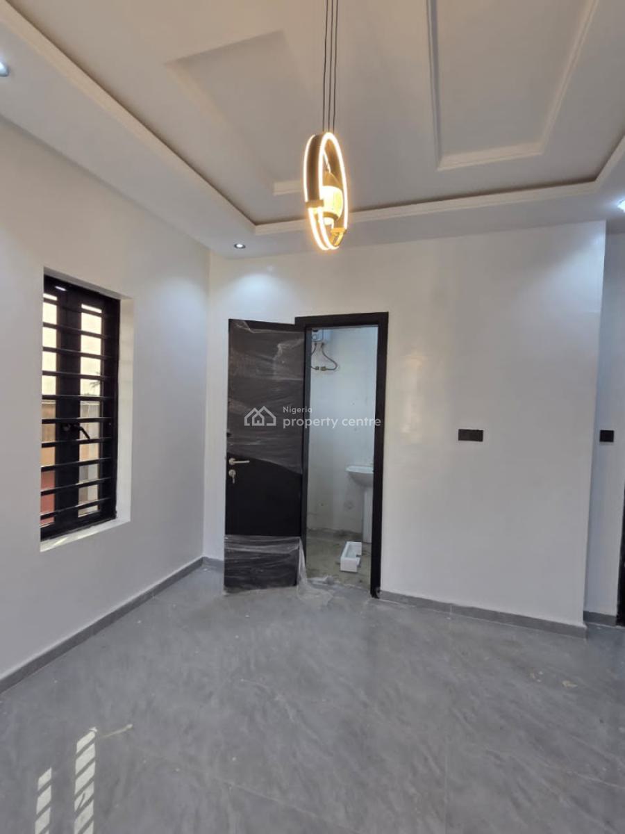 Elegant 5 Bedroom Terraced Duplex, Ajao Estate, Airport Road, Ikeja, Lagos, Flat / Apartment for Sale