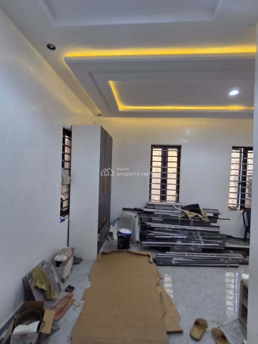 Elegant 5 Bedroom Terraced Duplex, Ajao Estate, Airport Road, Ikeja, Lagos, Flat / Apartment for Sale