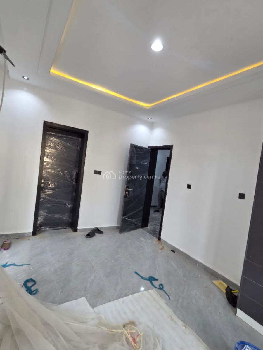 Elegant 5 Bedroom Terraced Duplex, Ajao Estate, Airport Road, Ikeja, Lagos, Flat / Apartment for Sale