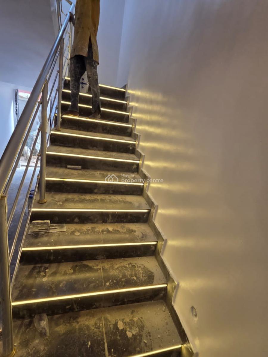 Elegant 5 Bedroom Terraced Duplex, Ajao Estate, Airport Road, Ikeja, Lagos, Flat / Apartment for Sale