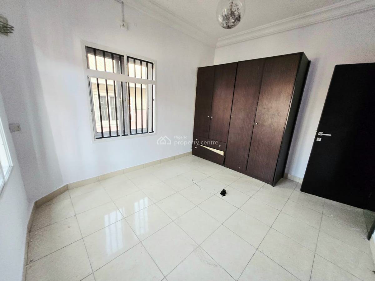 a Well Spacious 4-bedroom Maisonettes, Lekki Phase 1, Lekki, Lagos, Terraced Duplex for Rent