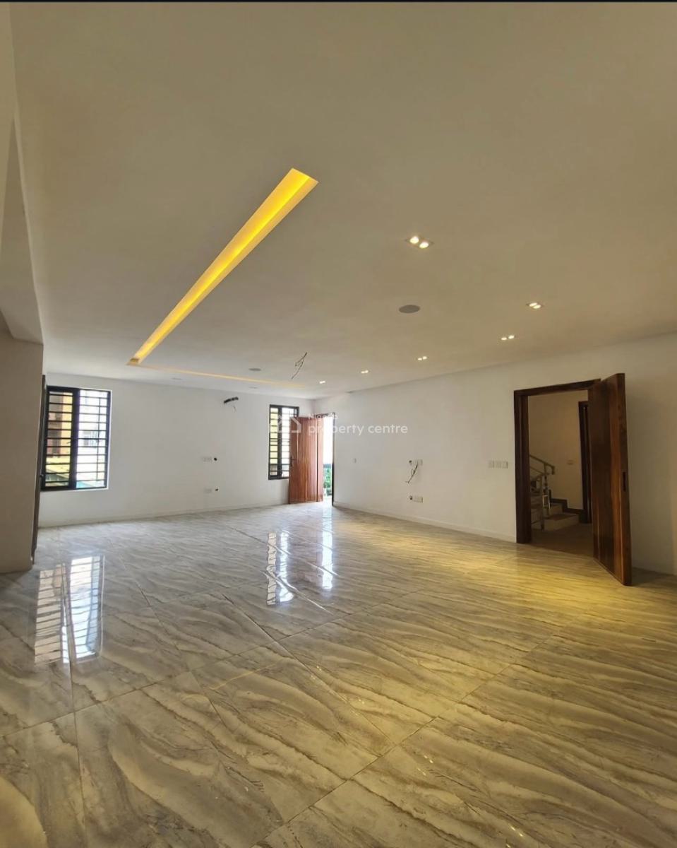 Well Built 2 Bedroom Apartment in a Serviced Estate, Agungi, Lekki, Lagos, Flat / Apartment for Sale