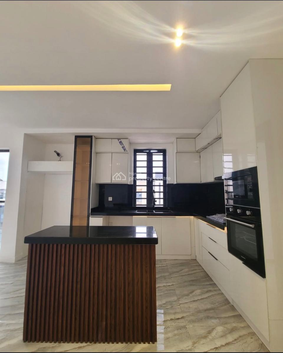 Well Built 2 Bedroom Apartment in a Serviced Estate, Agungi, Lekki, Lagos, Flat / Apartment for Sale