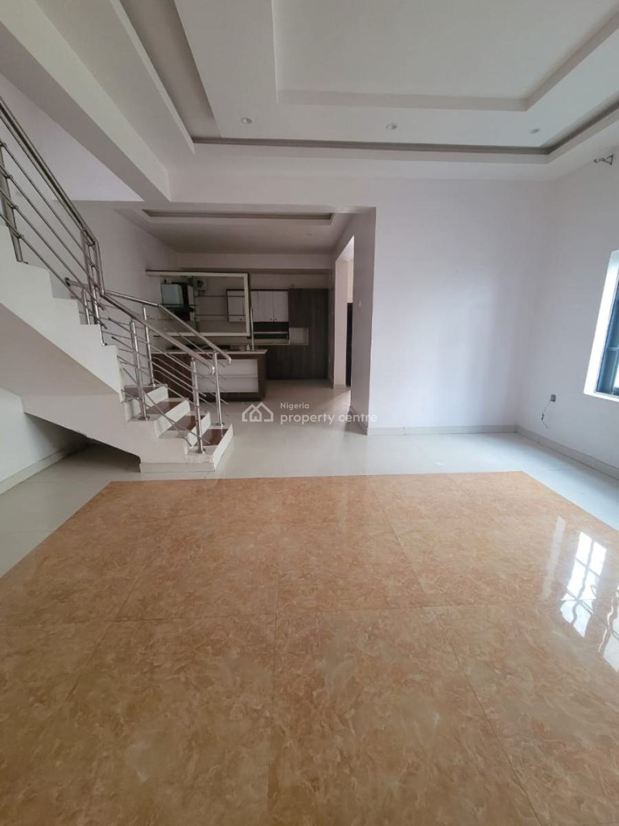 3 Bedroom Terrace with Bq, Lekki Phase 1, Lekki, Lagos, Terraced Duplex for Rent