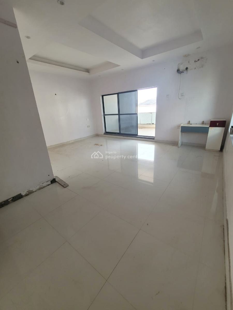 3 Bedroom Terrace with Bq, Lekki Phase 1, Lekki, Lagos, Terraced Duplex for Rent