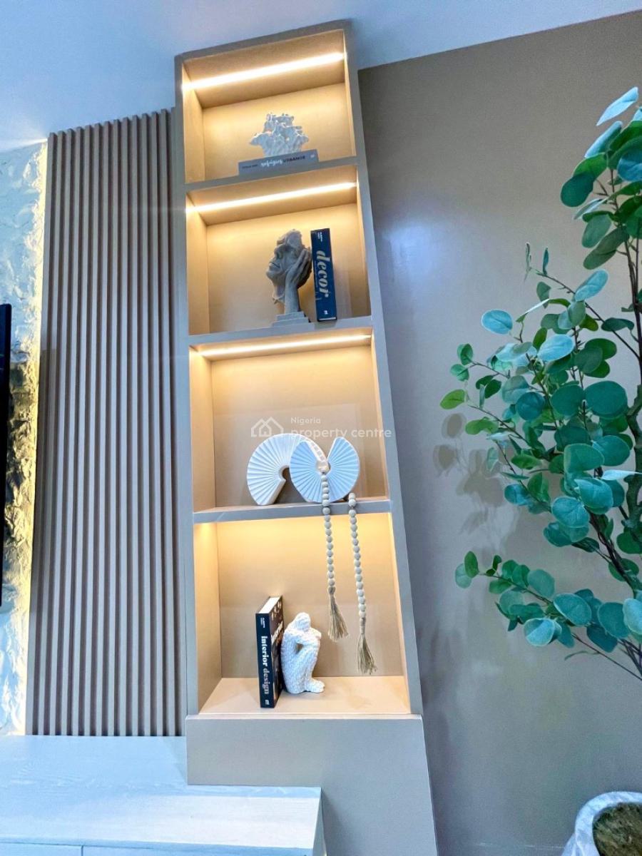 Luxury 2 Bedroom Apartment, Off Freedom Way, Lekki Phase 1, Lekki, Lagos, Flat / Apartment Short Let