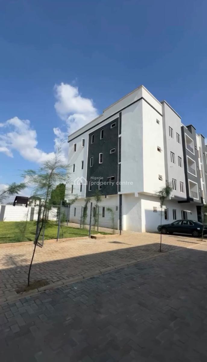 Luxury Modern 3 Bedroom En-suite Flat +2sitting Room+bq, Ivy Apartments, Wuye, Abuja, Block of Flats for Sale