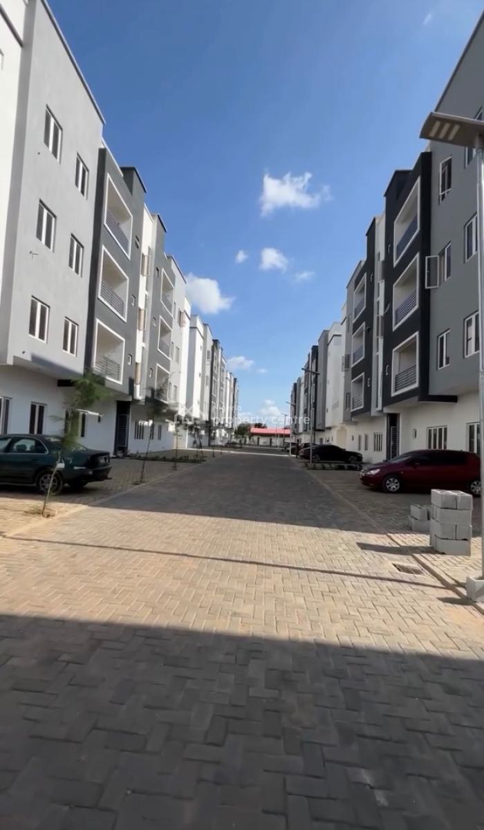 Luxury Modern 3 Bedroom En-suite Flat +2sitting Room+bq, Ivy Apartments, Wuye, Abuja, Block of Flats for Sale