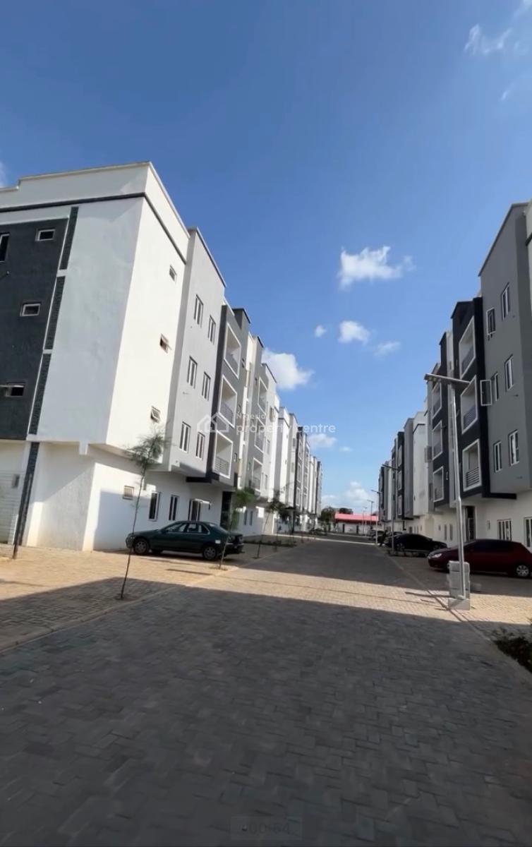 Luxury Modern 3 Bedroom En-suite Flat +2sitting Room+bq, Ivy Apartments, Wuye, Abuja, Block of Flats for Sale
