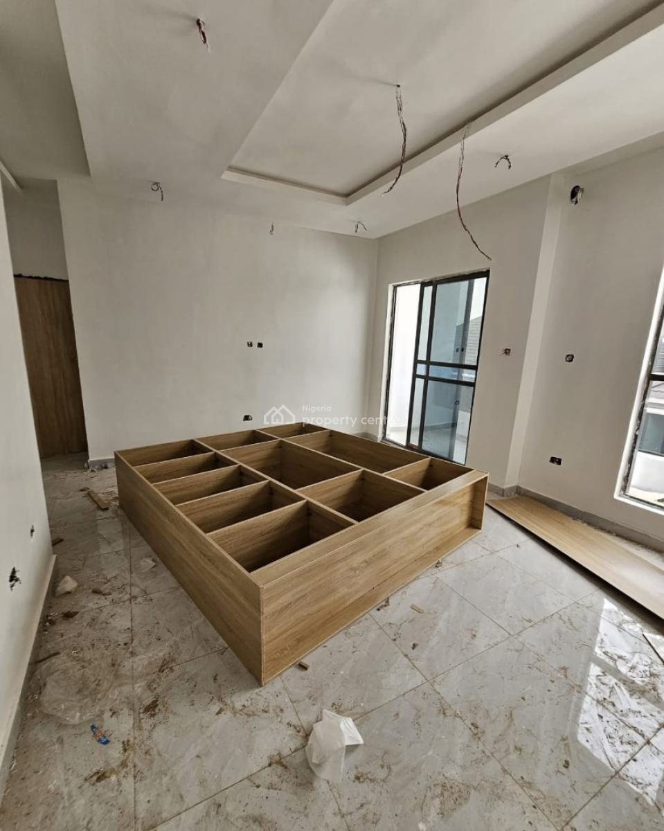 Beautiful 3 Bedroom Apartment, Maryland, Lagos, Flat / Apartment for Sale