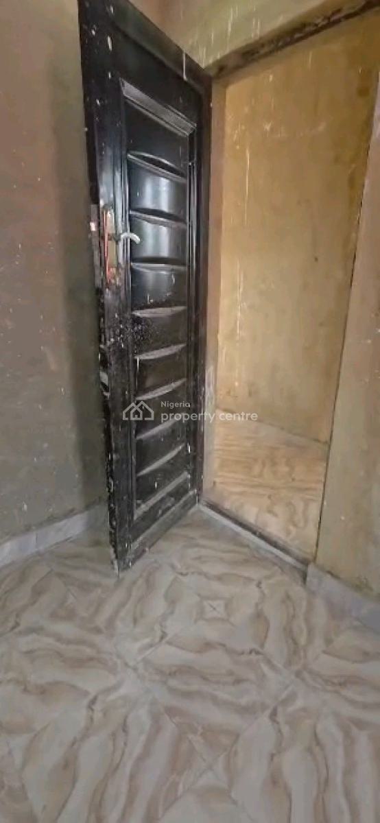 4units 3bedroom Flat Up, Fadeyi, Shomolu, Lagos, Flat / Apartment for Rent