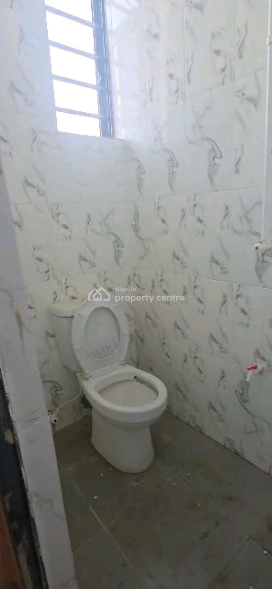 4units 3bedroom Flat Up, Fadeyi, Shomolu, Lagos, Flat / Apartment for Rent