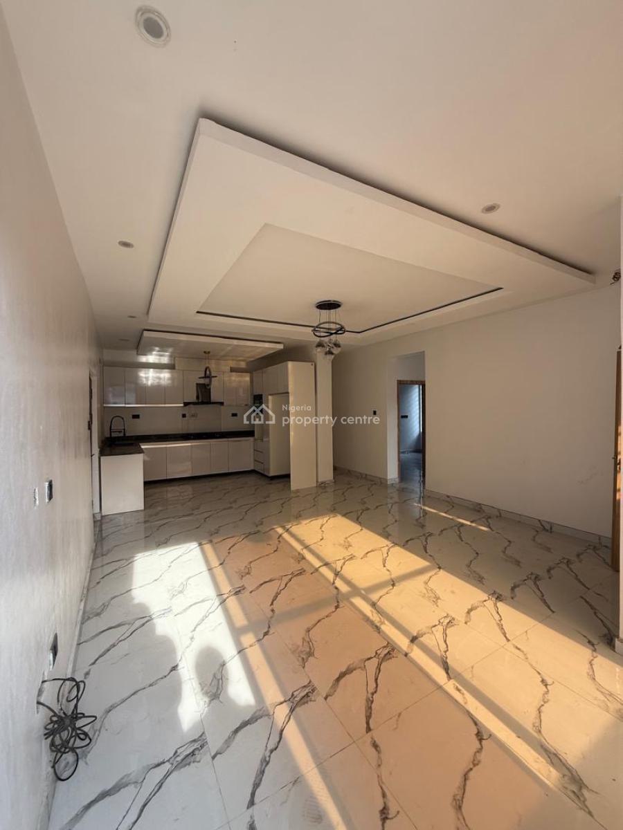 Distress Sharp and Spacious 2 Bedroom with Elevator and Swimming Pool, Nicon Area .., Ikate, Lekki, Lagos, Flat / Apartment for Sale