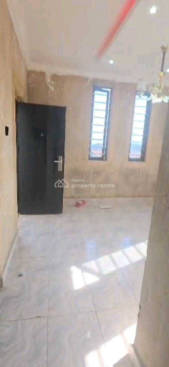 4 Units 3 Bedroom Flat Up and Down with All Rooms En-suite, Fadeyi, Shomolu, Lagos, Flat / Apartment for Rent