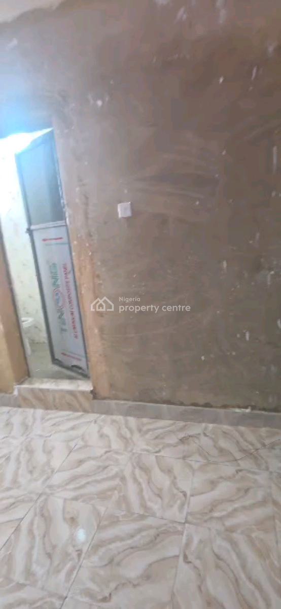 4 Units 3 Bedroom Flat Up and Down with All Rooms En-suite, Fadeyi, Shomolu, Lagos, Flat / Apartment for Rent