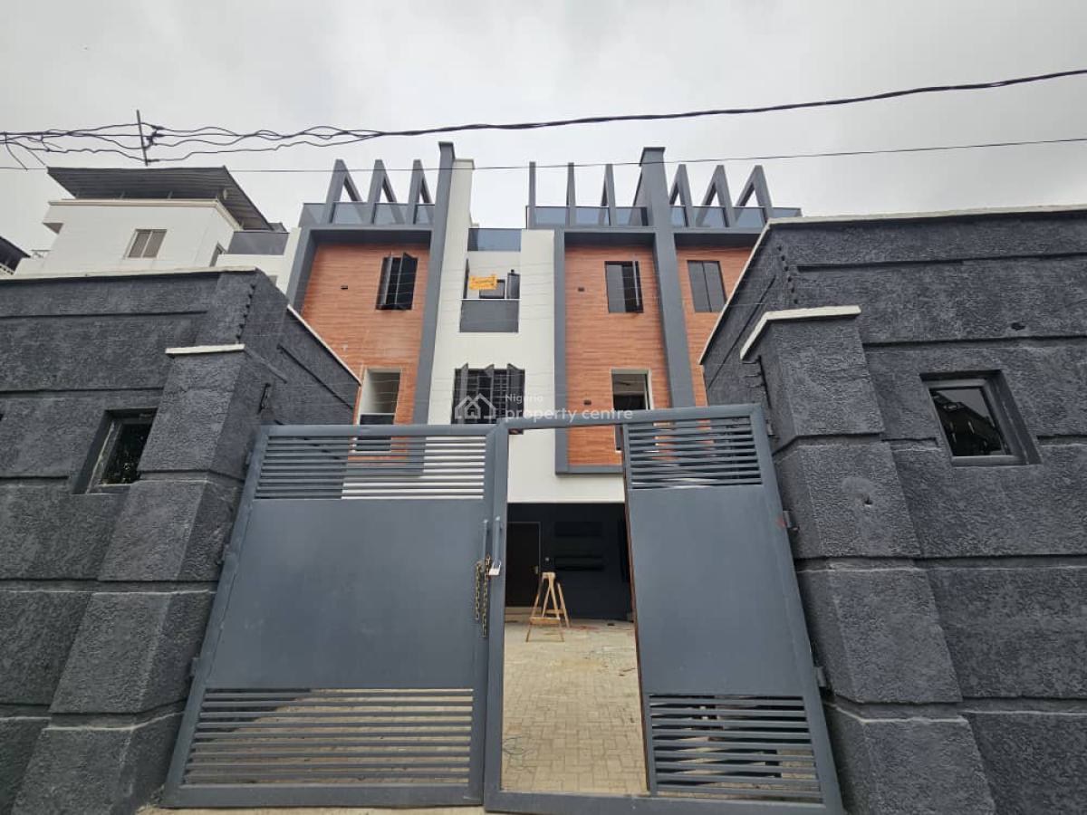 3 Bedroom Terrace with a Bq, Off Ajose Adeogun Street, Victoria Island (vi), Lagos, Terraced Duplex for Rent