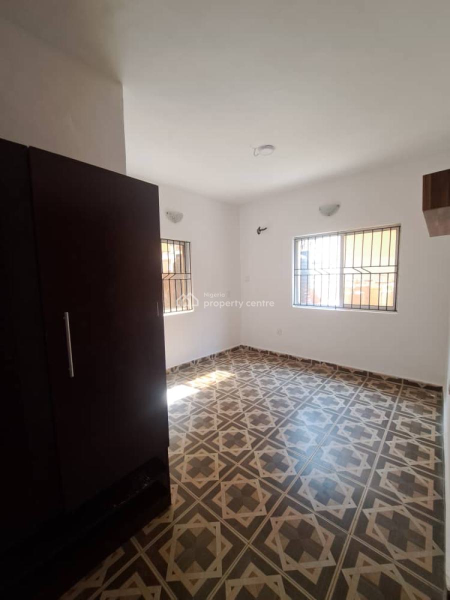 Spacious 3bed Flat Ground Floor, Ikate, Lekki, Lagos, Flat / Apartment for Rent