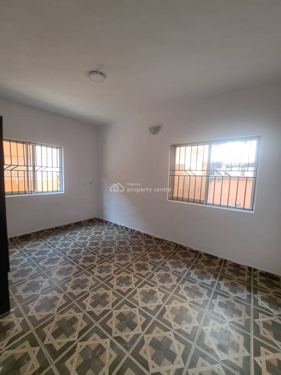 Spacious 3bed Flat Ground Floor, Ikate, Lekki, Lagos, Flat / Apartment for Rent