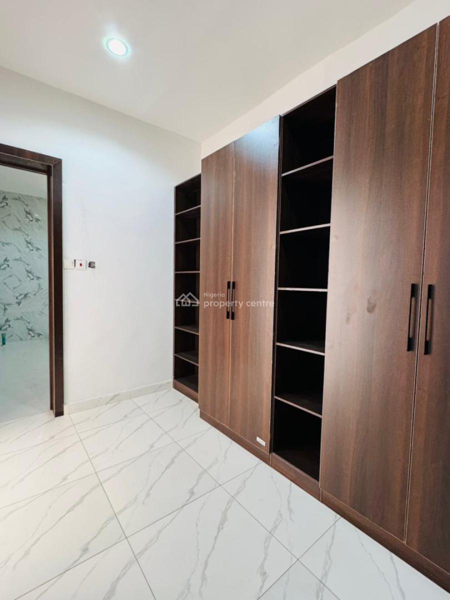 Serviced 4 Bedroom Terraced Duplex with Spacious Ensuite Bedrooms, New Road, Lekki, Lagos, Terraced Duplex for Sale