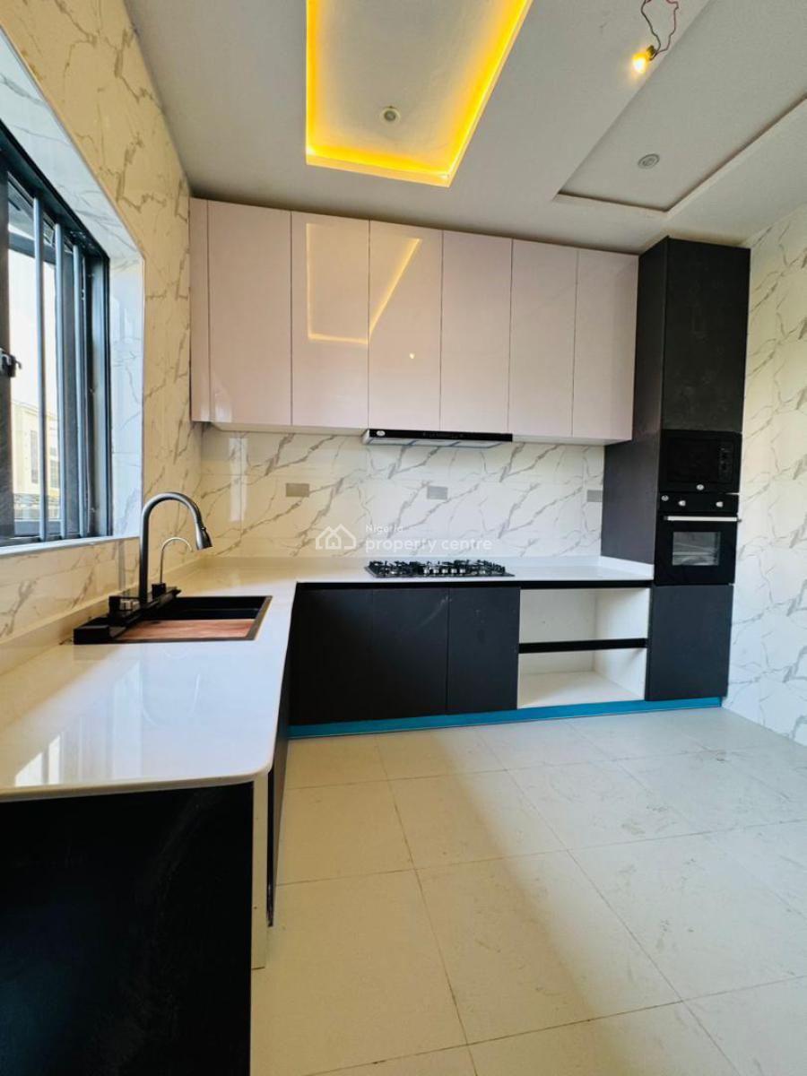 Serviced 4 Bedroom Terraced Duplex with Spacious Ensuite Bedrooms, New Road, Lekki, Lagos, Terraced Duplex for Sale