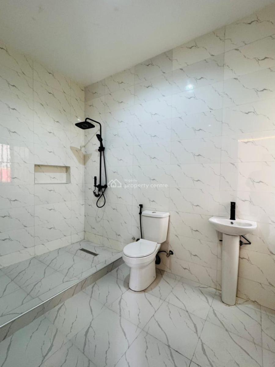 Serviced 4 Bedroom Terraced Duplex with Spacious Ensuite Bedrooms, New Road, Lekki, Lagos, Terraced Duplex for Sale