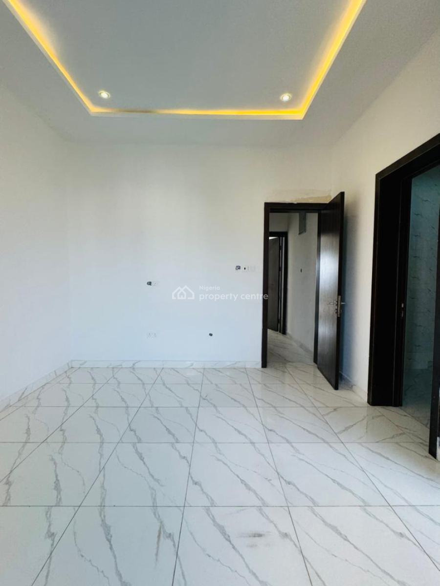Serviced 4 Bedroom Terraced Duplex with Spacious Ensuite Bedrooms, New Road, Lekki, Lagos, Terraced Duplex for Sale