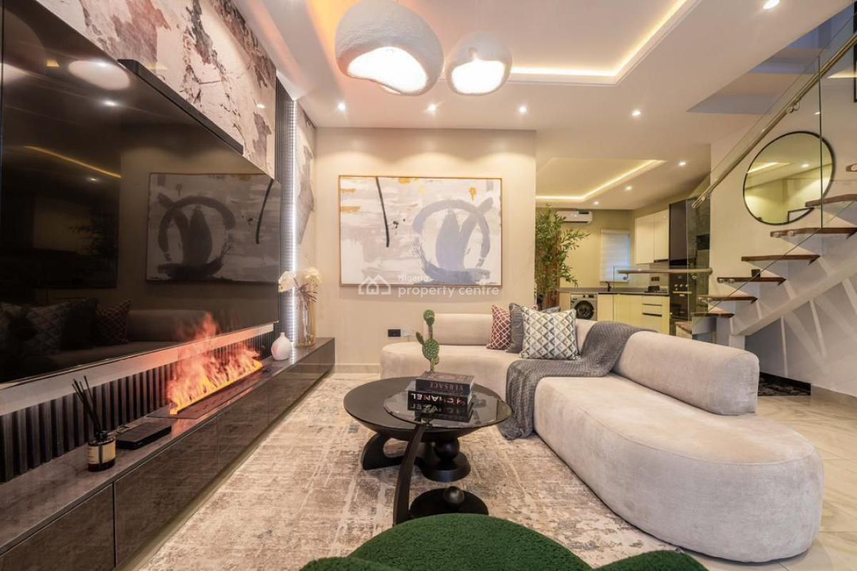 Exquisite 2 Bedroom Maisonette, Lekki Phase 1, Lekki, Lagos, House Short Let