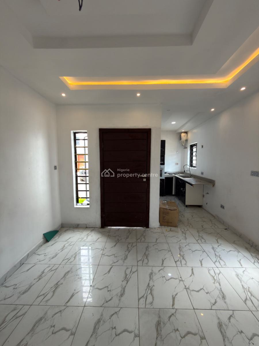 Exquisite 1 Bedroom Apartment, Bera Estate, Lekki, Lagos, Mini Flat (room and Parlour) for Sale