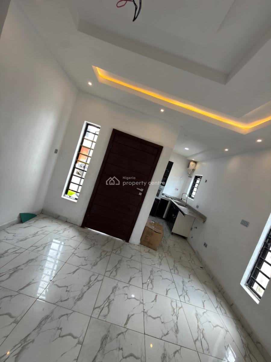 Exquisite 1 Bedroom Apartment, Bera Estate, Lekki, Lagos, Mini Flat (room and Parlour) for Sale