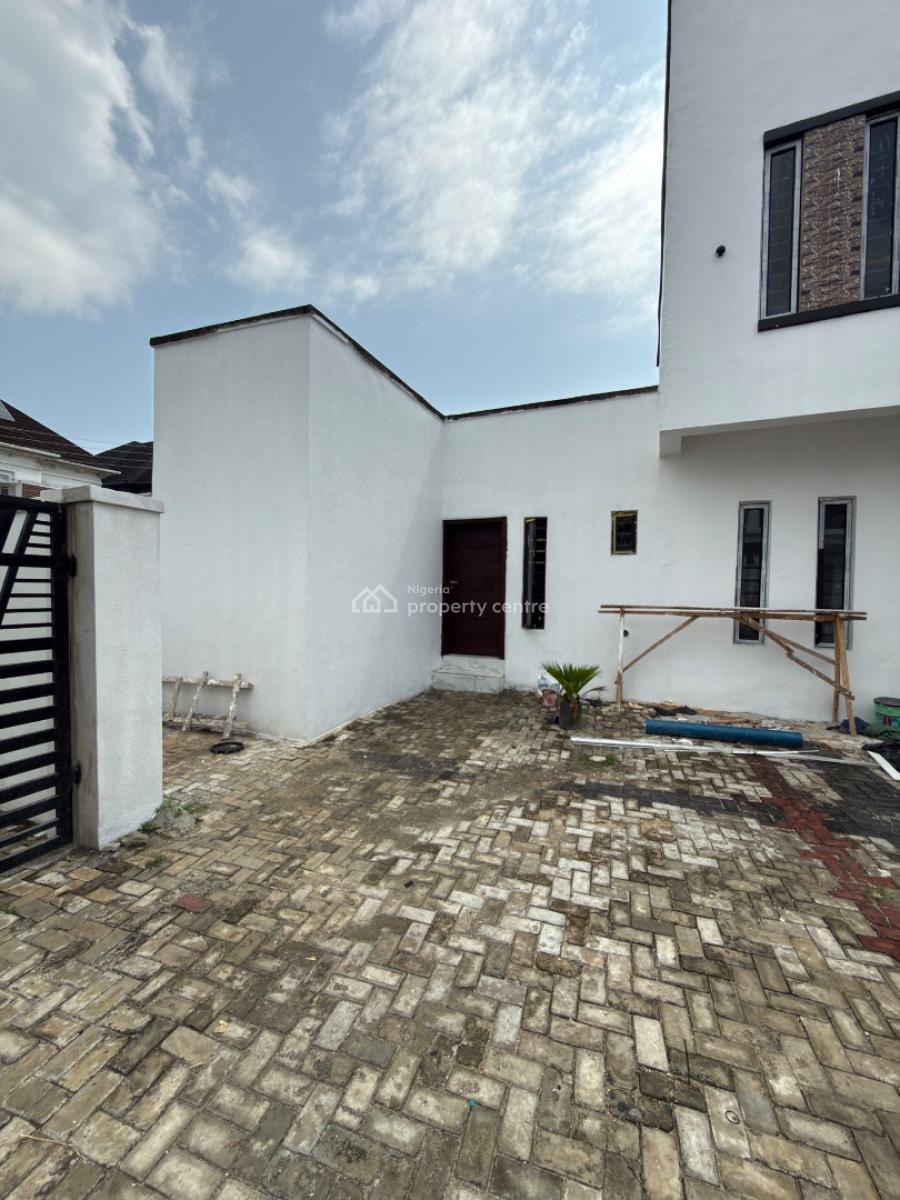 Exquisite 1 Bedroom Apartment, Bera Estate, Lekki, Lagos, Mini Flat (room and Parlour) for Sale