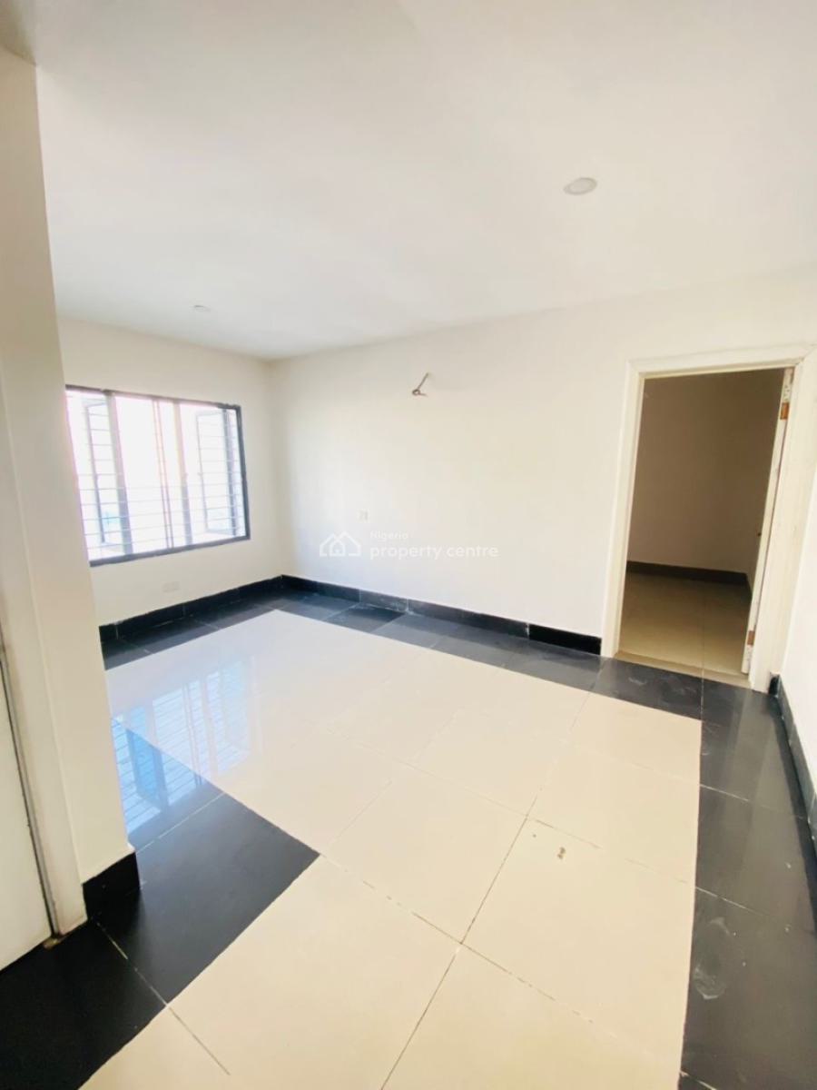 Serviced 1 Bedroom Mini Flat in a Secure Estate, Lekki Right, Lekki Phase 1, Lekki, Lagos, Mini Flat (room and Parlour) for Rent