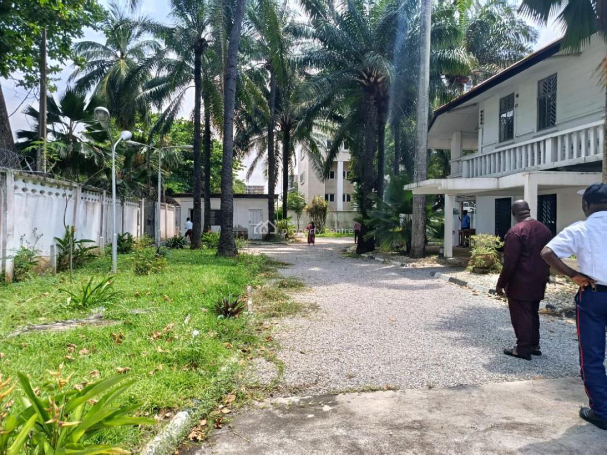 5 Bedroom Fully Detached House with 5 Rooms Bq, Off Kingsway Road, Lekki, Lagos, Detached Duplex for Rent