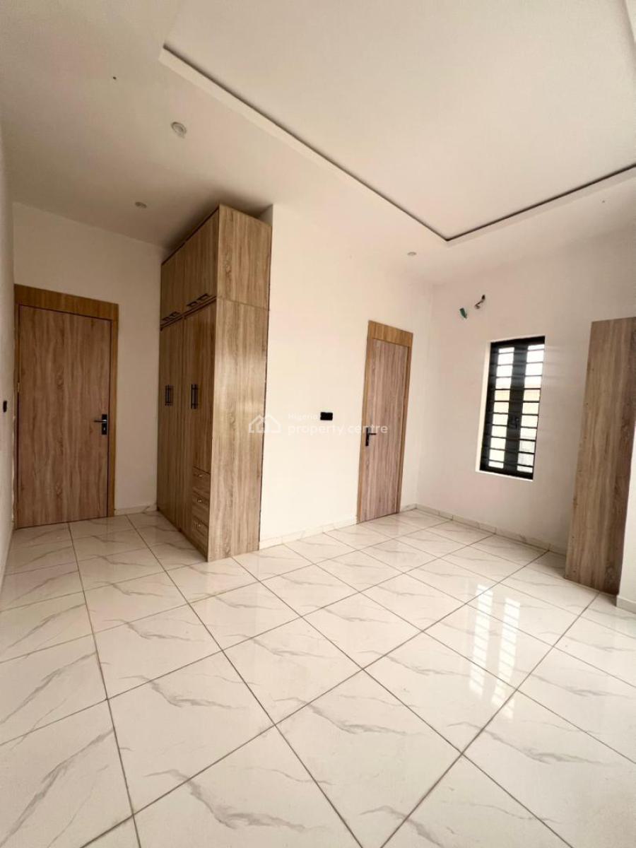 5 Bedroom Fully-detached Duplex with Bq, Jahi, Abuja, Detached Duplex for Sale