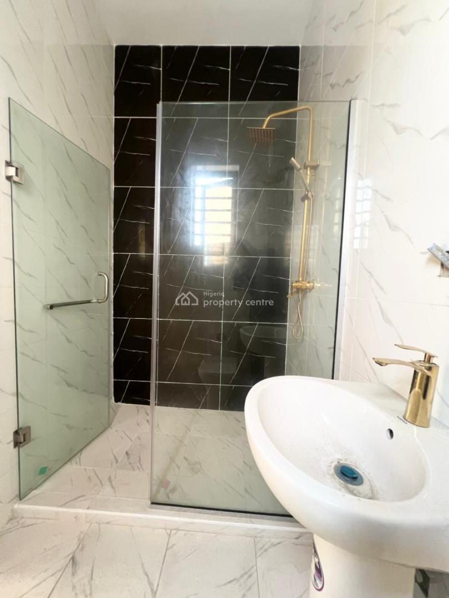 5 Bedroom Fully-detached Duplex with Bq, Jahi, Abuja, Detached Duplex for Sale